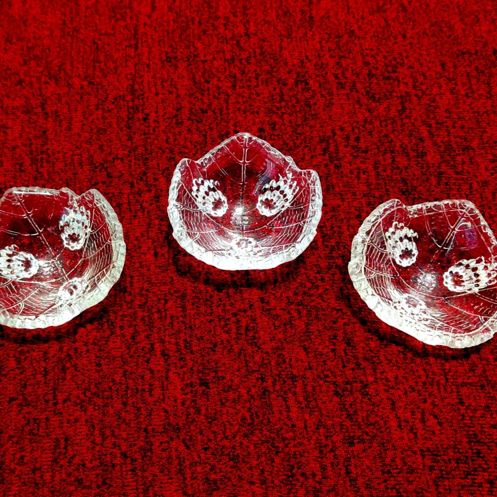 Set of 3 Antique Fostoria Salt Dishes - Footed Grape Leaf Pattern